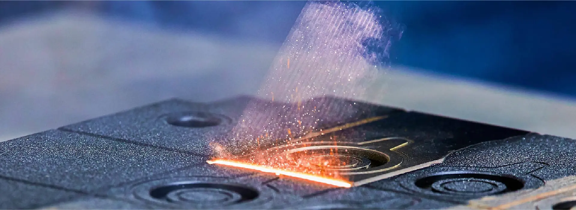 Máy làm sạch bằng laser sợi quang